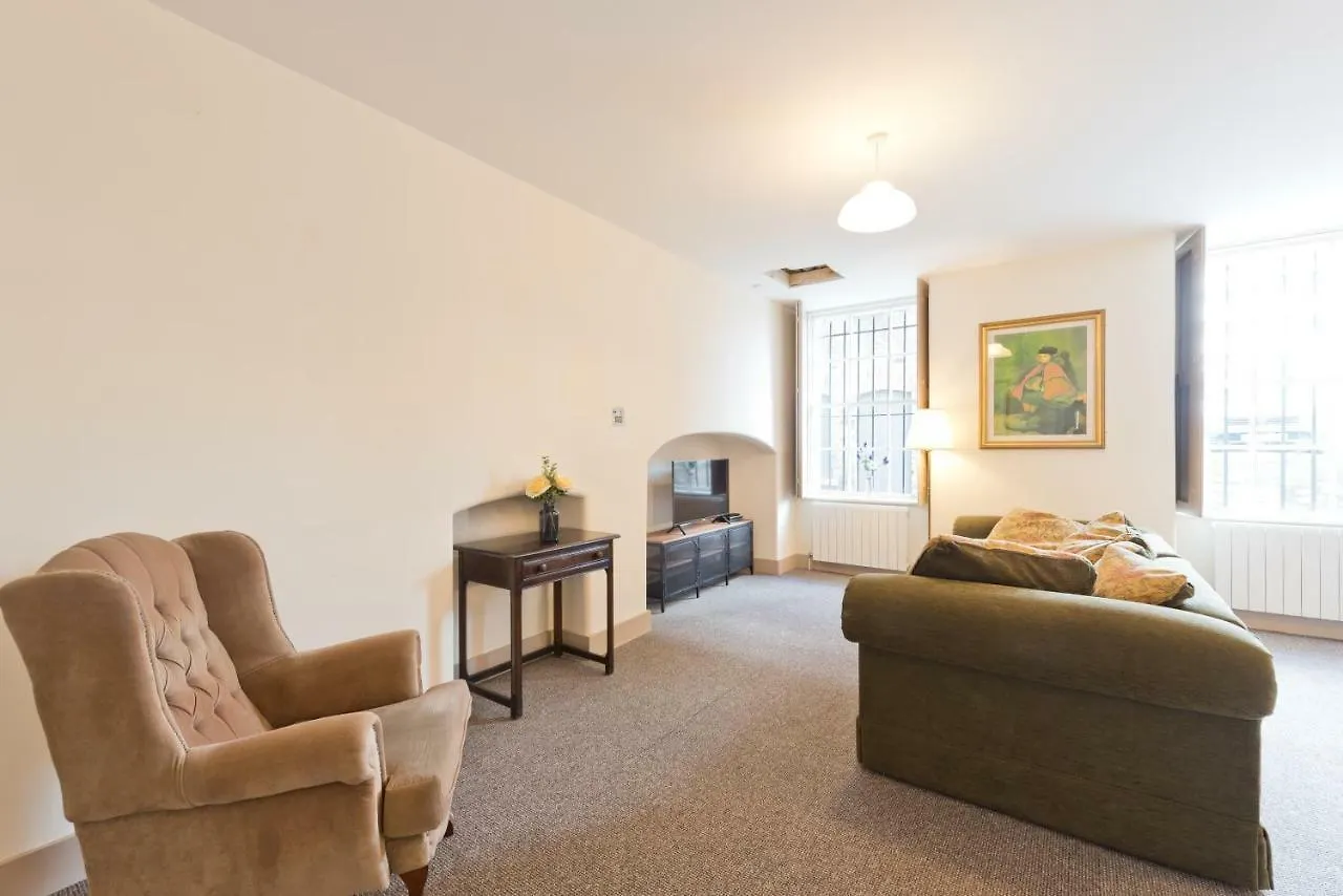 Henrietta Suites City Centre Dublin Apartment