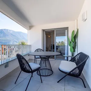 furnished-apartment-near-the-lake-with-furnished.hotels-rhonealpes.com/