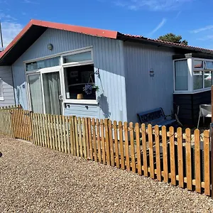 Pebbles 144 South Shore 2 Bed 2 Dog Friendly, Sleeps 4 , Bridlington United Kingdom