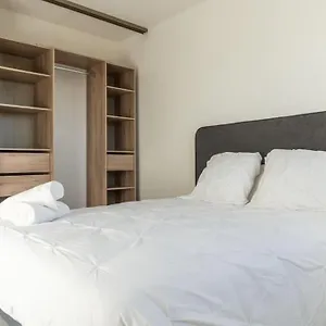 appartement-t2-chic-vue-mer-et-montagne.comcaribbean.com/