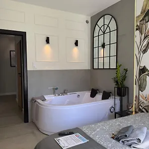  Apartment Jacuzzi - Relax Polen
