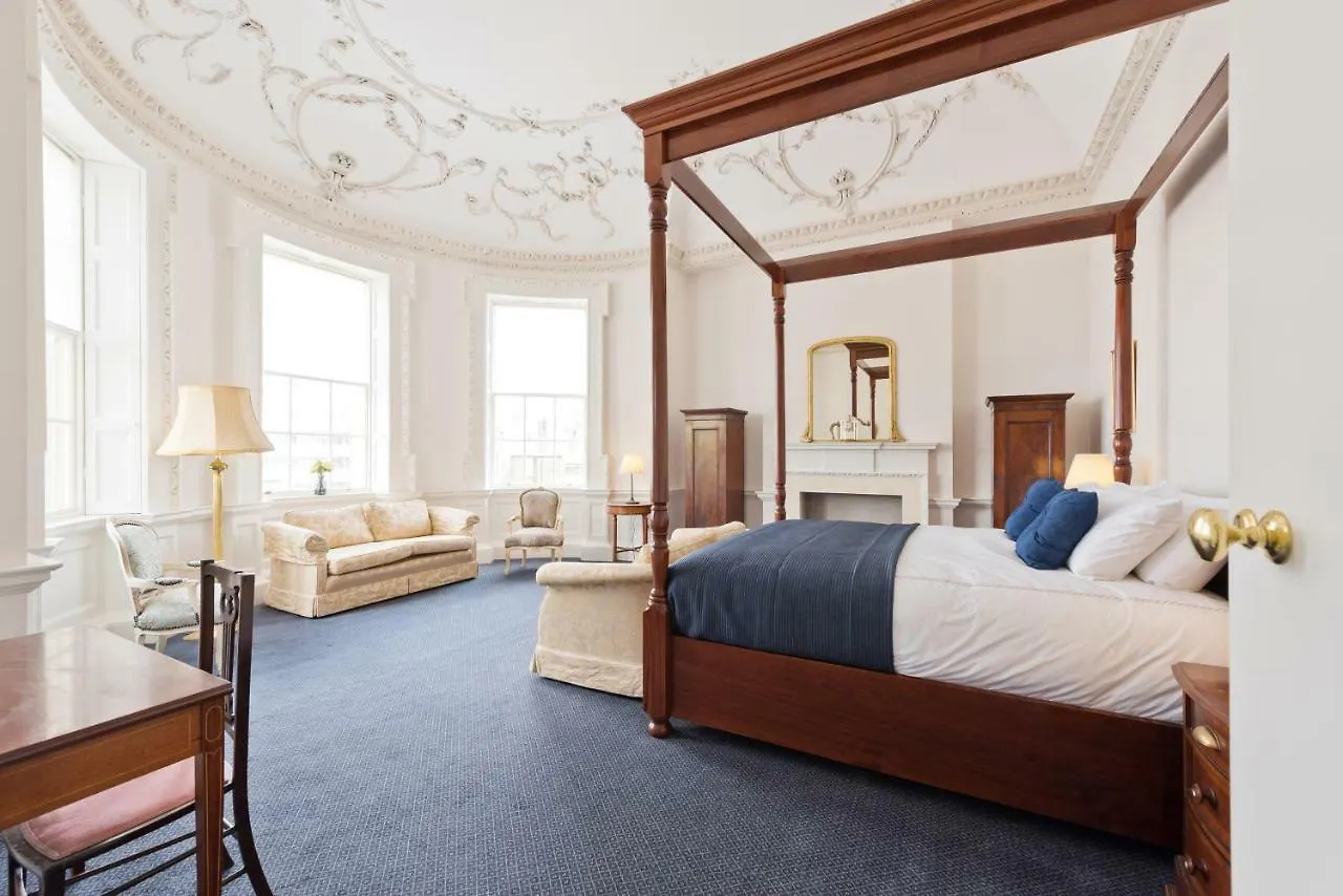 Henrietta Suites City Centre Dublin Apartment