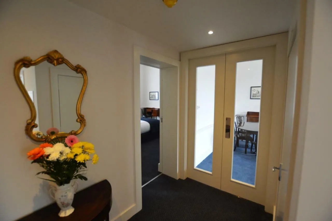 Henrietta Suites City Centre Dublin Apartment
